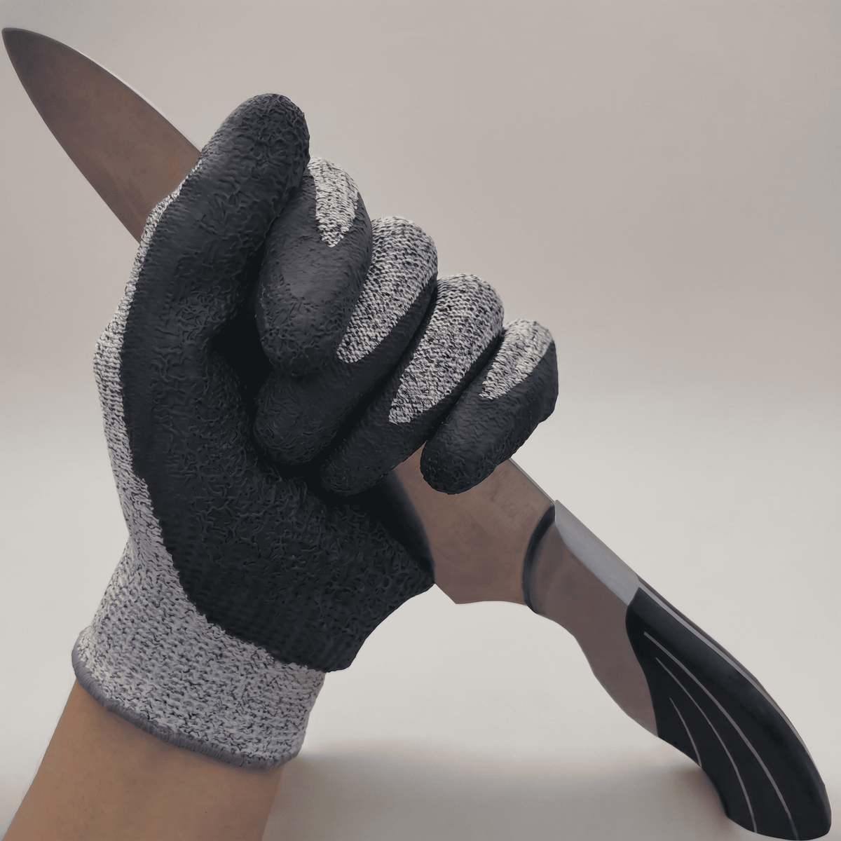 Vardyx® Grip Cut Nitrile Gloves